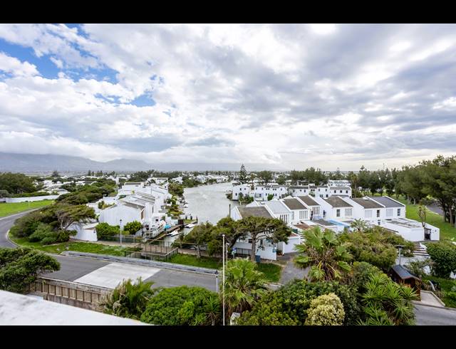 6 BEDROOM FREEHOLD FOR SALE IN MARINA DA GAMA